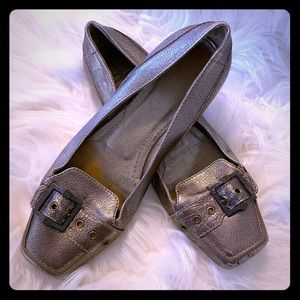 🥂Givenchy Pewter Women’s Buckle Loafers Sz 7.5🥂